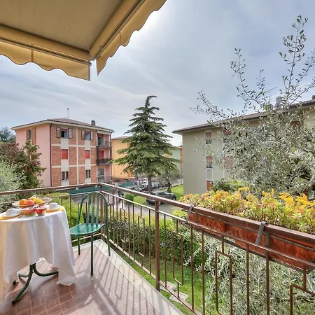 Апартаменты Elena Apart-balcony & Parking Private - Happy